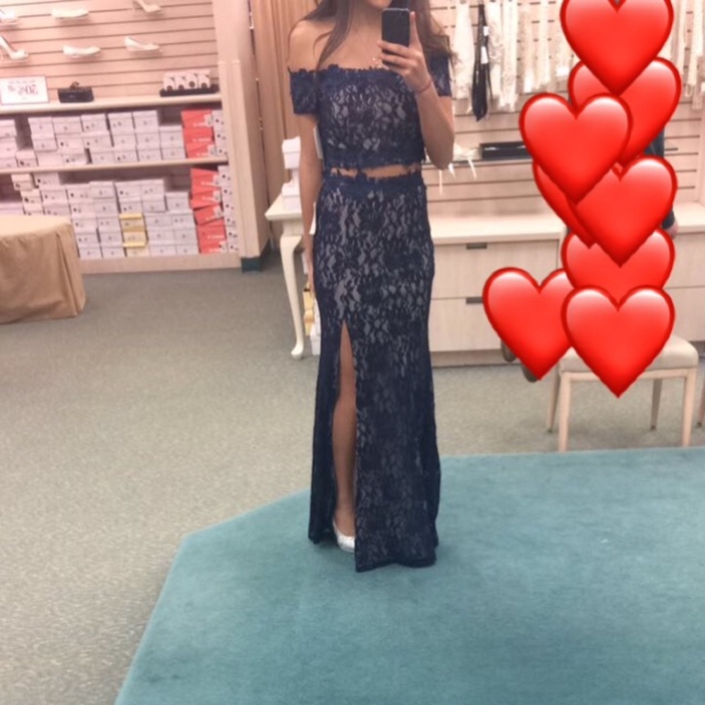 2 piece lace prom dress (new)